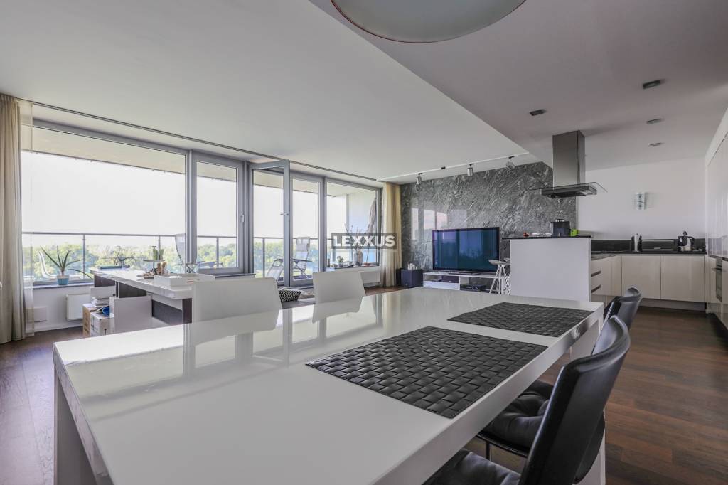 LEXXUS Luxusný a moderný 3-izbový byt s terasou - River Park